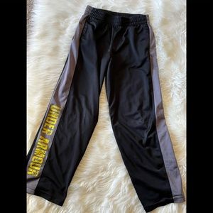 Under Armour Youth Boys Large